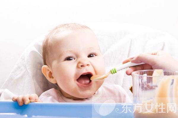 攒肚是什么意思 宝宝攒肚正常吗