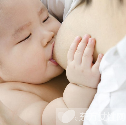 母乳喂养注意事项 母乳喂养应避开四大误区