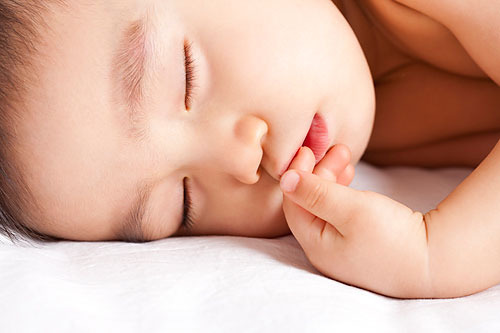 母乳不够怎么办 通乳及加强营养双管齐下