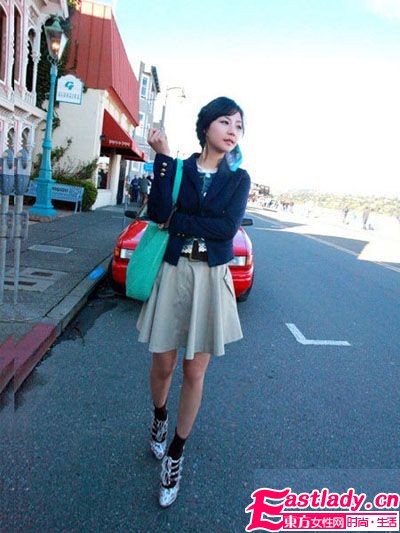 街头潮女必备品 韩式美包大赏析