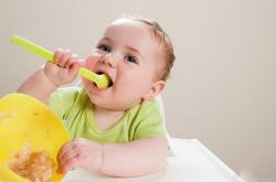 小孩不吃饭是什么原因 怎么提高小孩的食欲