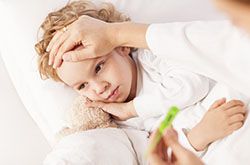 小孩子发烧怎么办 以下处理方法妈妈要谨记