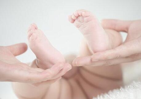 小孩拉肚子吃什么药 这些用药指南要备好