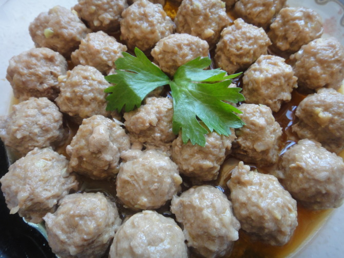 三个月宝宝辅食 切忌不要太早加 料