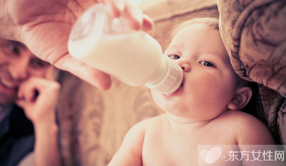 冲奶粉的最佳水温是多少 怎样冲调奶粉才正确