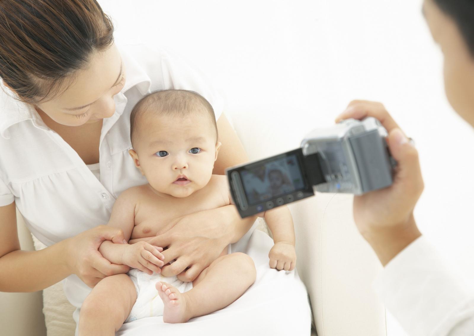 宝宝脸上长癣怎么办 应该如何处理