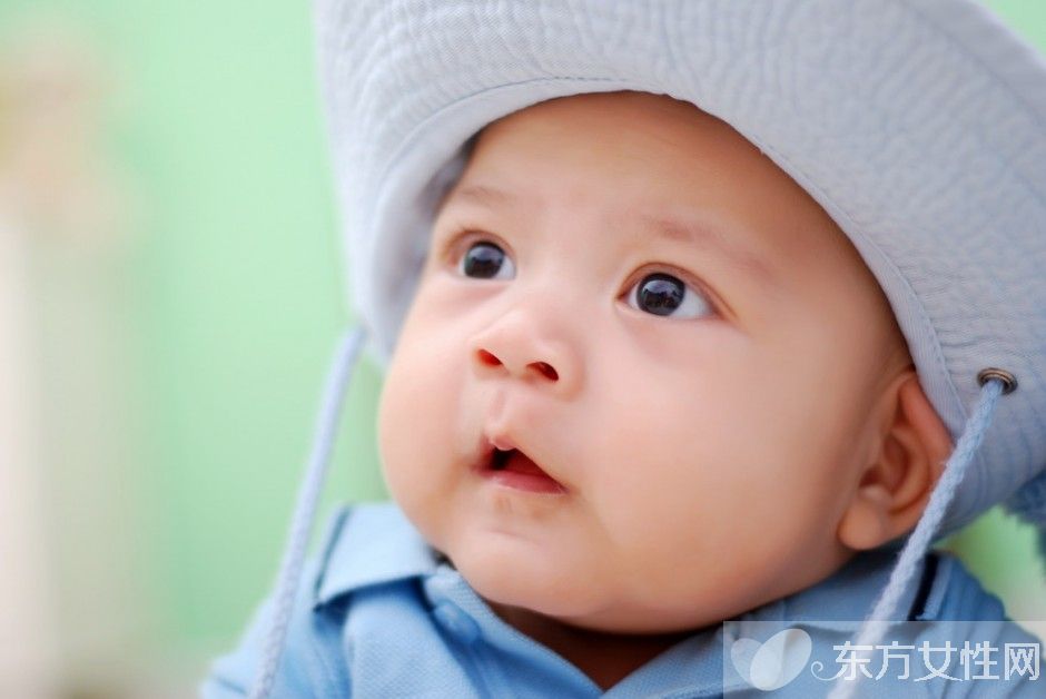 八个月的宝宝吃什么辅食 八个月的宝宝添加辅食注意事项