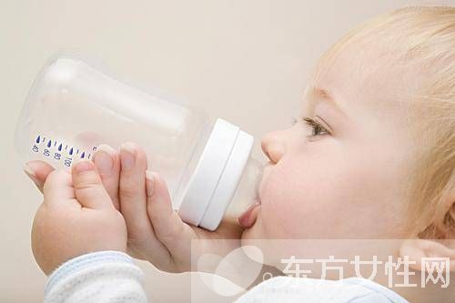 婴儿为什么吐奶 这种情况下应该马上送医