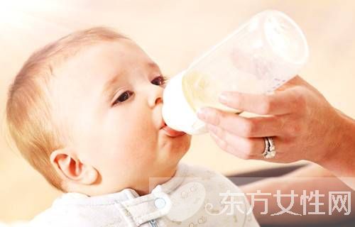 婴儿为什么吐奶 这种情况下应该马上送医