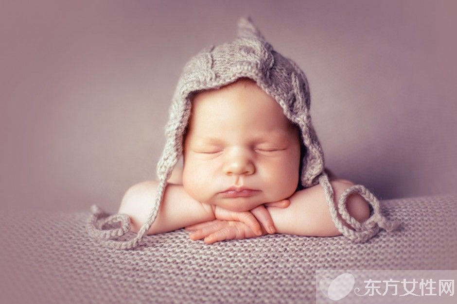 婴儿打嗝怎么办 4个小妙招巧妙解决