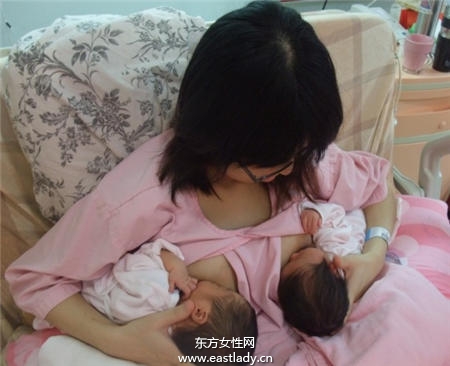 母乳宝宝比较容易饿 宝宝想喝奶征兆