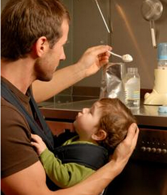 新生儿打嗝 婴幼儿打嗝的应对秘方