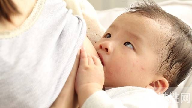 母乳喂养注意事项 母乳喂养6小技巧宝妈们须知