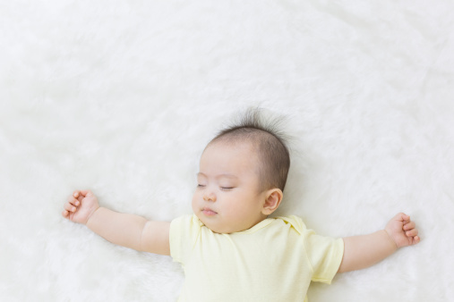 婴儿脸上起小红疙瘩 当心是过敏惹的祸