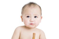 宝宝什么时候可以用磨牙棒 磨牙棒的好处有哪些