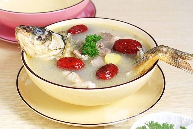 哺乳期不能吃的东西 哺乳期饮食原则及注意事项