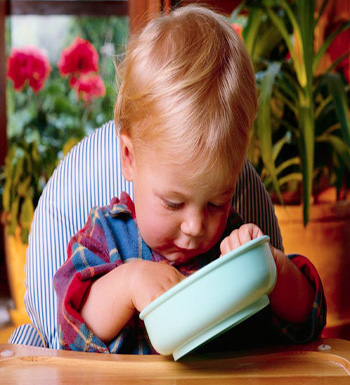 小孩营养不良吃什么 多吃富含蛋白质的食物