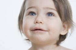 儿童患肾病综合征怎么办 这些症状一定要引起重视