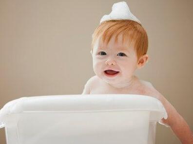 小儿肠套叠症状有哪些 该如何处理