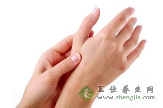 腱鞘炎怎么治疗 熏洗法治疗腱鞘炎