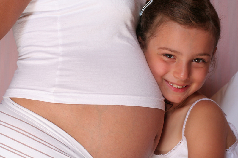 怎样减轻妊娠纹 妊娠纹形成原因有哪些