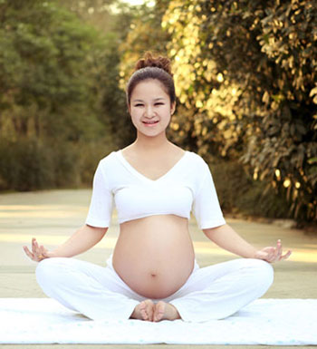 孕妇练习瑜伽的好处以及不能做的九个动作