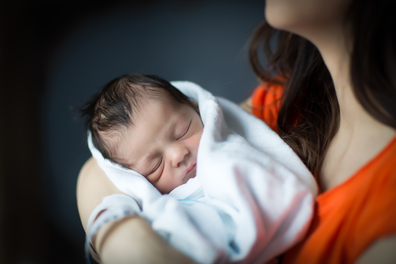 新手妈妈必备的初生婴儿用品清单大全