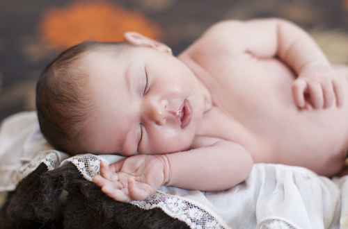 新生儿大便次数 如何正确判断宝宝大便是否正常