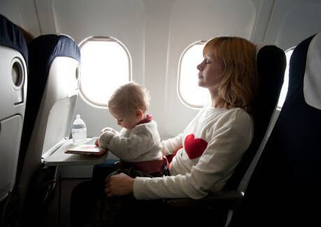 带宝宝出行必备物品清单 妈妈需谨记