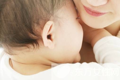 婴儿初次理发最佳时间段 婴儿理发的注意事项有哪些