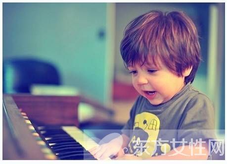 学钢琴的最佳年龄是几岁 孩子学钢琴的好处有哪些