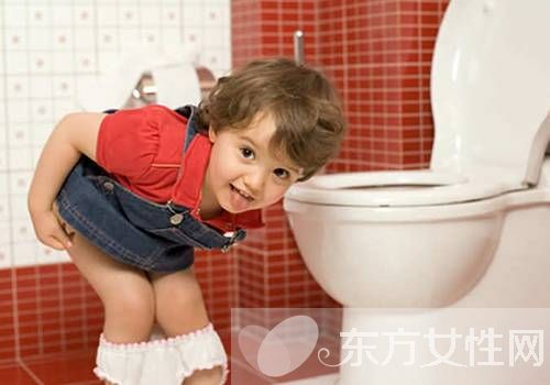 怎样教宝宝自己尿尿 新手爸妈赶快来学