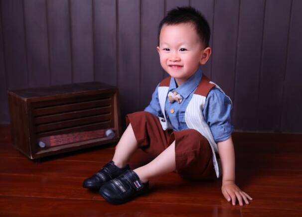 1-3岁宝宝早教训练 让你的宝宝赢在起跑线上