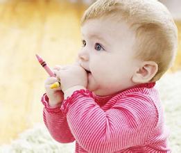 宝宝头发稀少怎么办 如何改善宝宝头发稀少