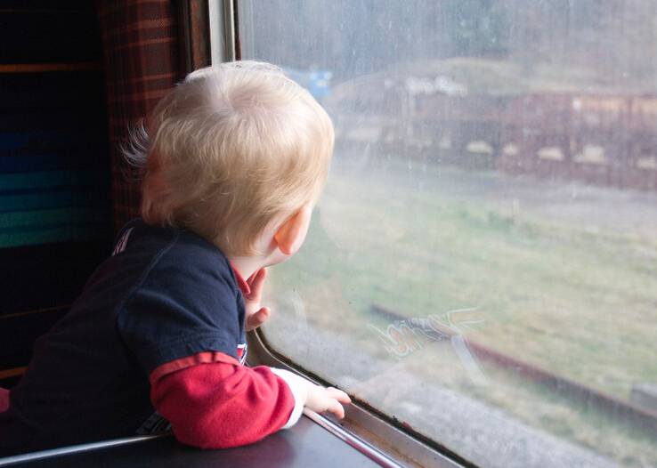 带宝宝出行必备物品清单 妈妈需谨记