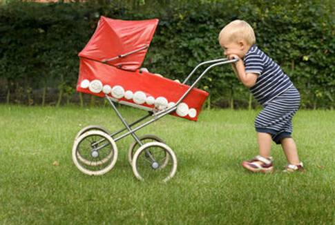 带宝宝出行必备物品清单 妈妈需谨记