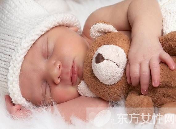 新生婴儿用品清单推荐 这些误区很多新妈妈都会犯