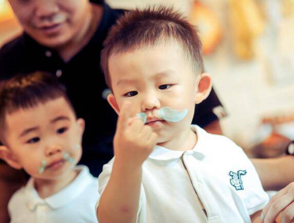 1-3岁宝宝早教训练 让你的宝宝赢在起跑线上