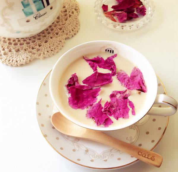 乳房胀痛是怎么回事 三款食疗帮你缓解