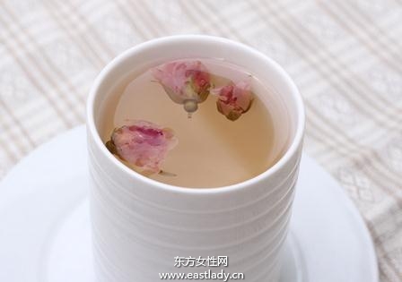 调经止痛宜喝玫瑰花茶
