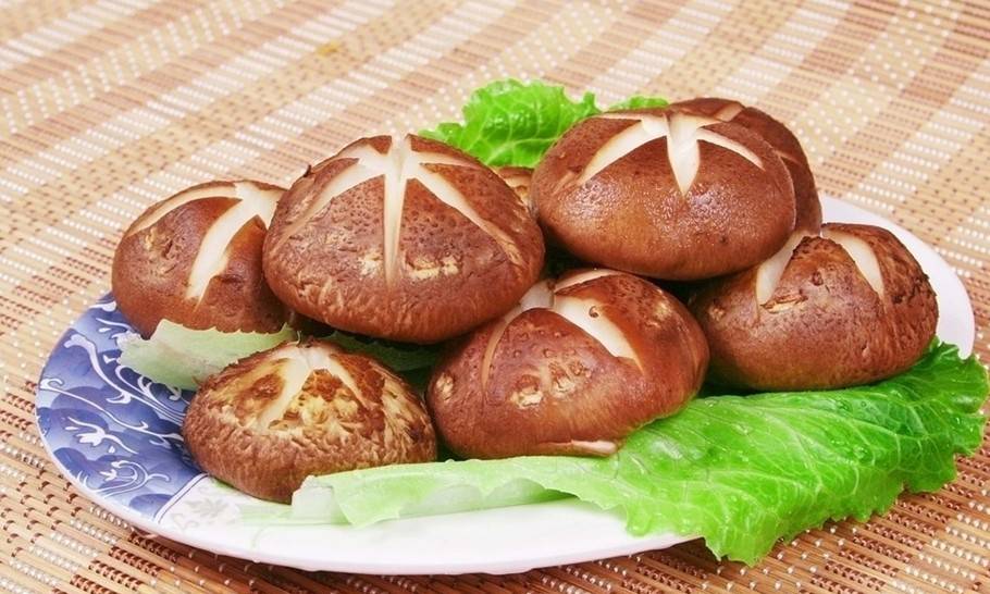 多吃含叶酸的食品能帮助女性保养卵巢