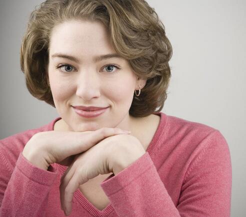 急性乳腺炎的症状有哪些 急性乳腺炎还能喂奶吗