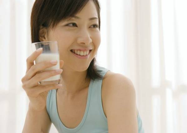 排卵期白带过多是怎么回事 选择通气内裤为宜