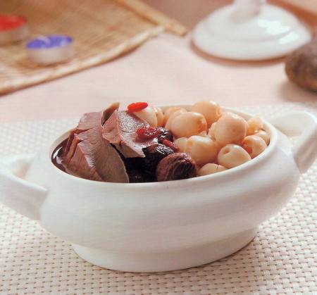 四大食疗方帮你调理卵巢早衰