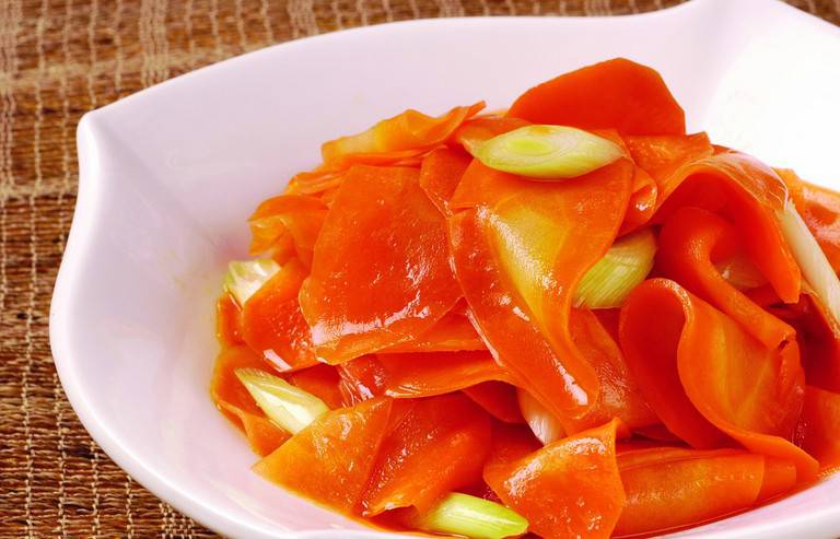 经期间能吃胡萝卜吗 胡萝卜怎么吃最有营养