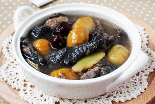 月经不调莫慌 有乌鸡汤帮你调经