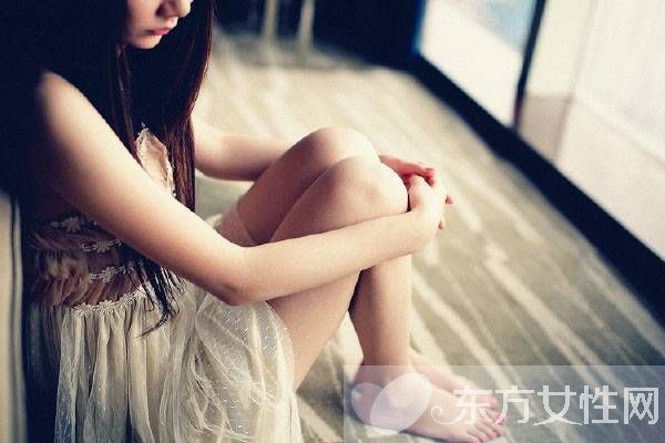 多囊卵巢综合症是怎么引起的 这么做可以有效预防哦