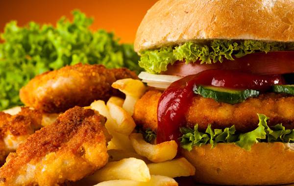 盐量过高小心引发乳腺增生