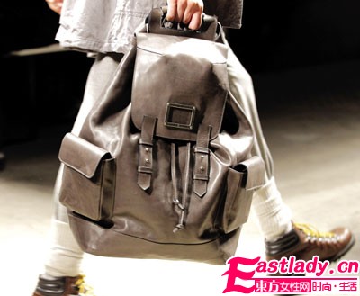 潮男人手必备       秋冬男士大便包