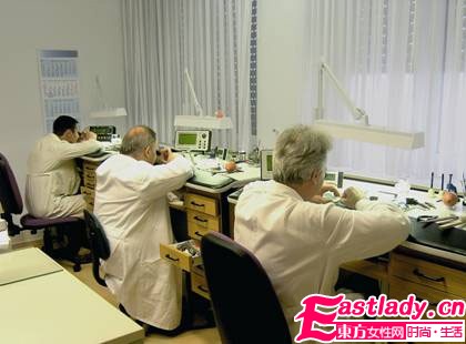 Alexander Shorokhoff推出2011款奢华系列腕表